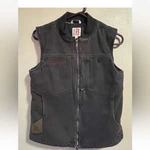 Wrangler Riggs Workwear labeled Men’s Size Medium, fits like a small. Lined